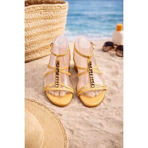 Stuart Weitzman Gold Chain T-Strap Sandals Leather Gladiator Size 8.5